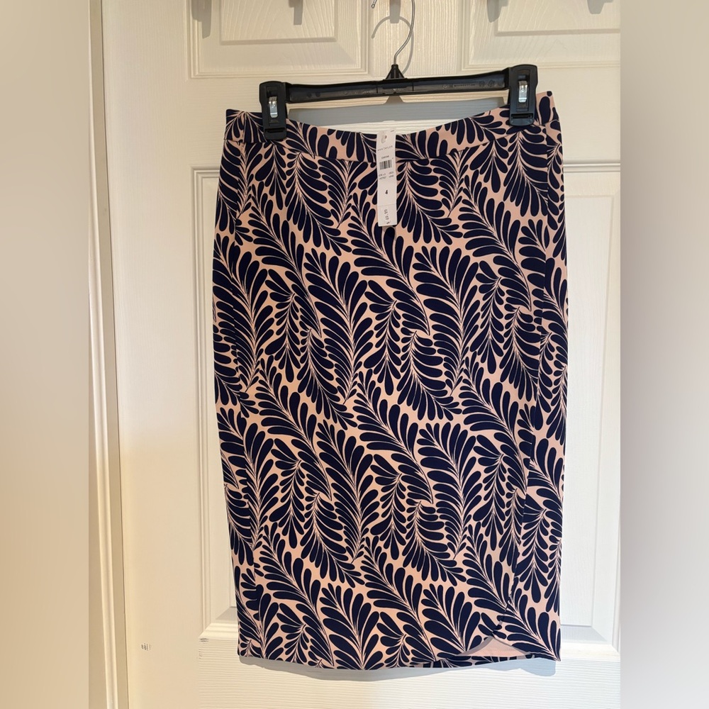 J Crew Navy and Beige-Pink Leaf Print Skirt